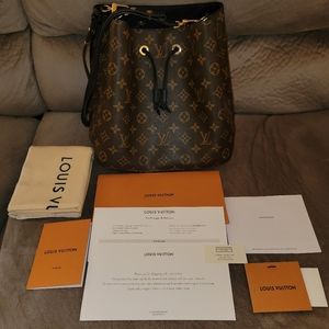 🎉🥧🥂PRE-BLACK FRIDAY BLOWOUT!Louis Vuitton Neo Noe Drawstring Shoulder bag